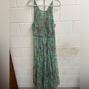 Woman’s Candalite woman’s green flowered sleeveless dress 2x